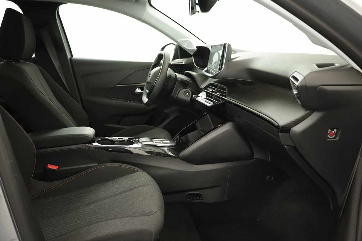 peugeot-e-208-2025-eletrico-0cc