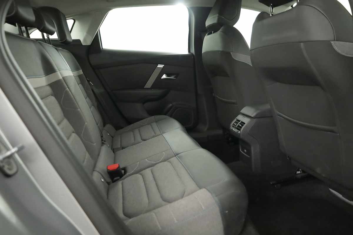 citroen-c4-2024-gasolina-1199cc