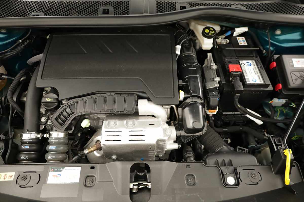 peugeot-2008-2025-gasolina-1199cc