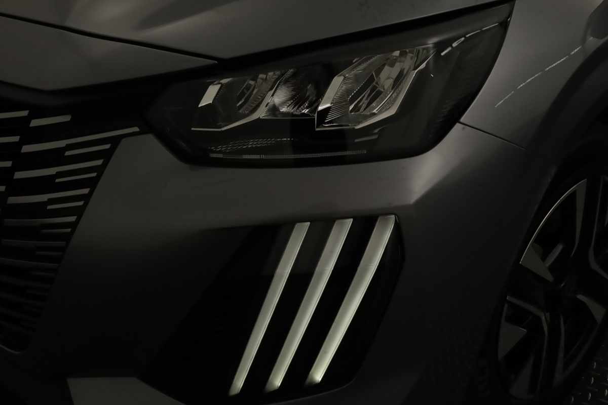 peugeot-208-2025-gasolina-1199cc