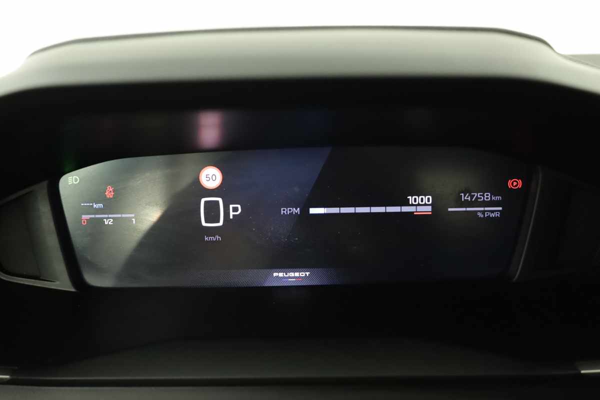 peugeot-208-2025-gasolina-1199cc
