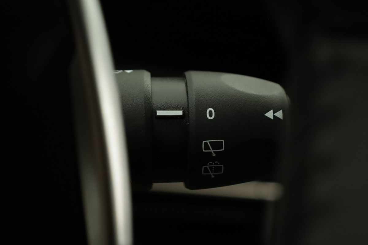 peugeot-208-2025-gasolina-1199cc