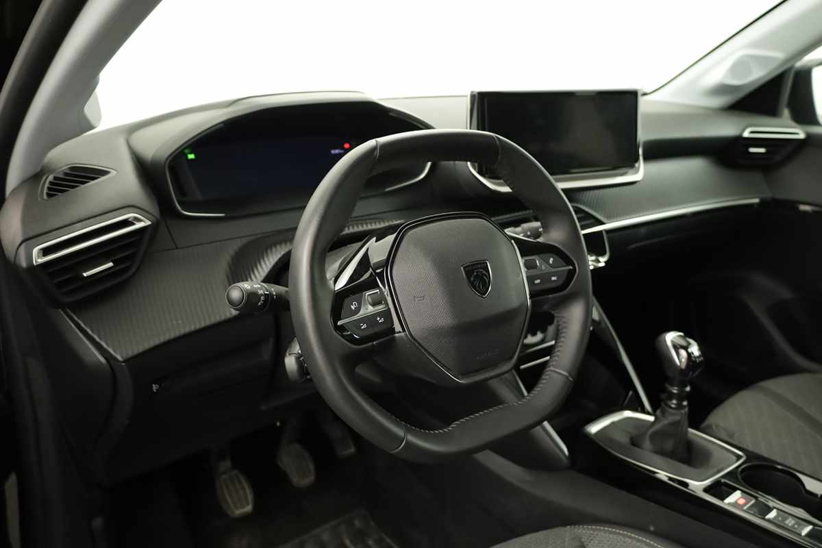 peugeot-208-2025-gasolina-1199cc