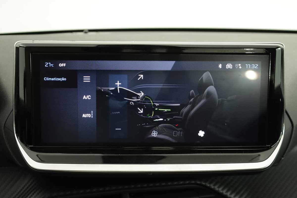 peugeot-208-2025-gasolina-1199cc