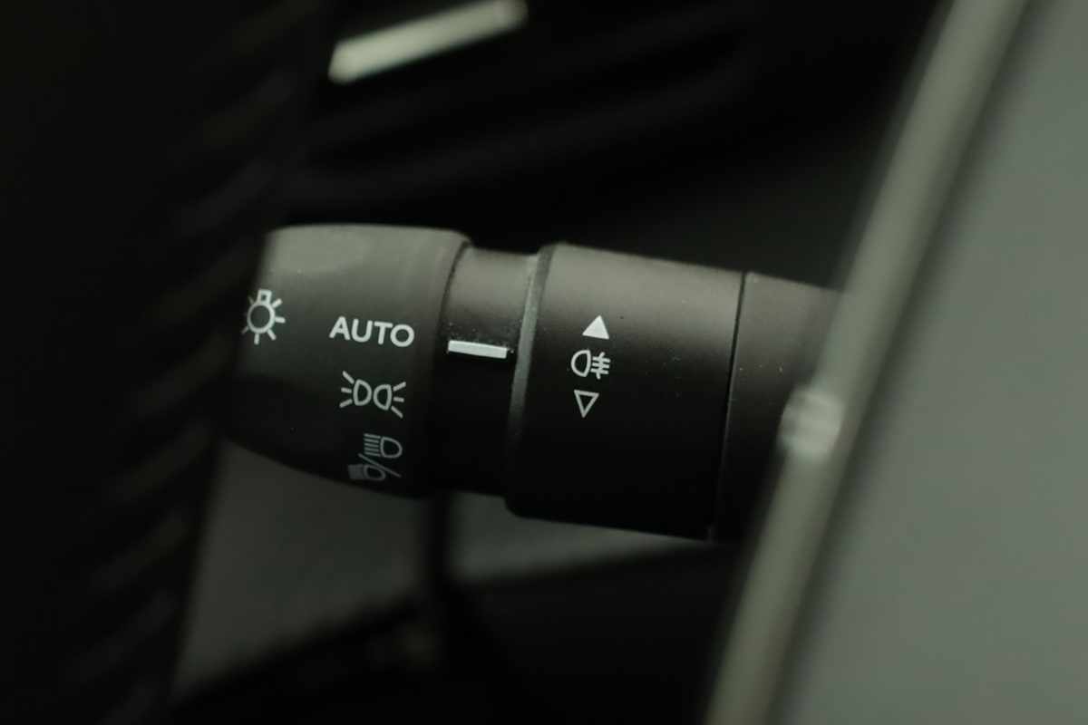 peugeot-208-2025-gasolina-1199cc