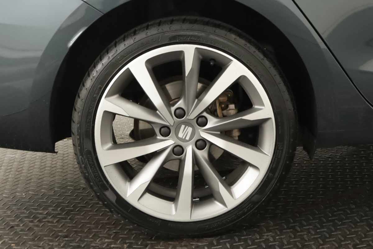 seat-leon-st-2025-hibrido-a-gasolina-1498cc