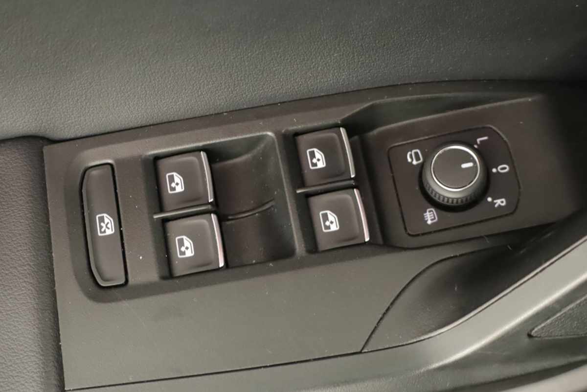 seat-leon-st-2025-hibrido-a-gasolina-1498cc