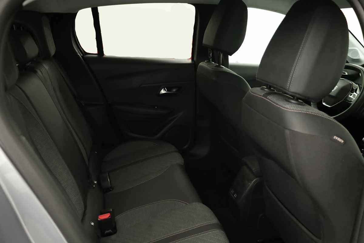 peugeot-208-2025-gasolina-1199cc