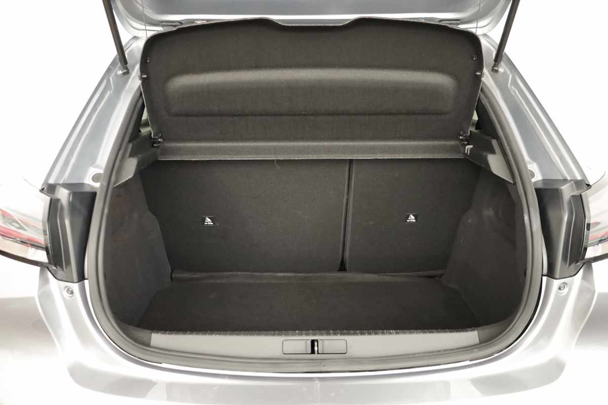 peugeot-208-2025-gasolina-1199cc