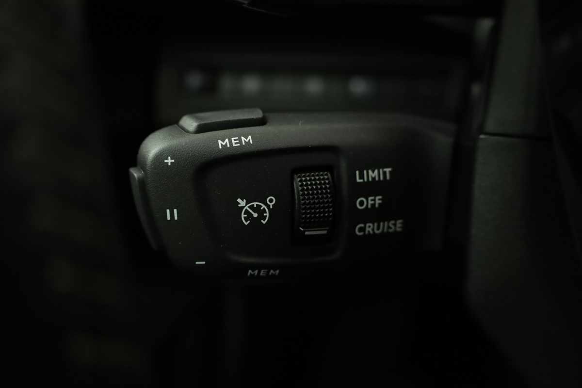 peugeot-3008-2024-hibrido-a-gasolina-1598cc
