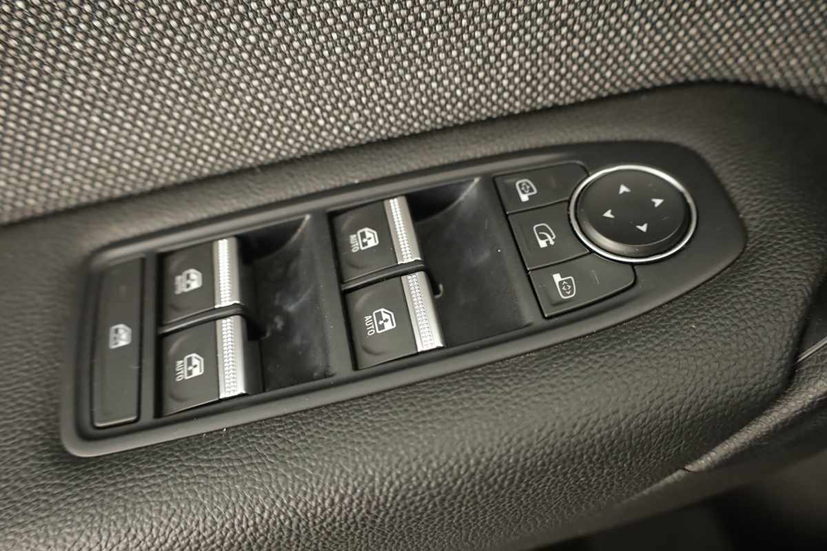renault-captur-2025-gasolina-999cc