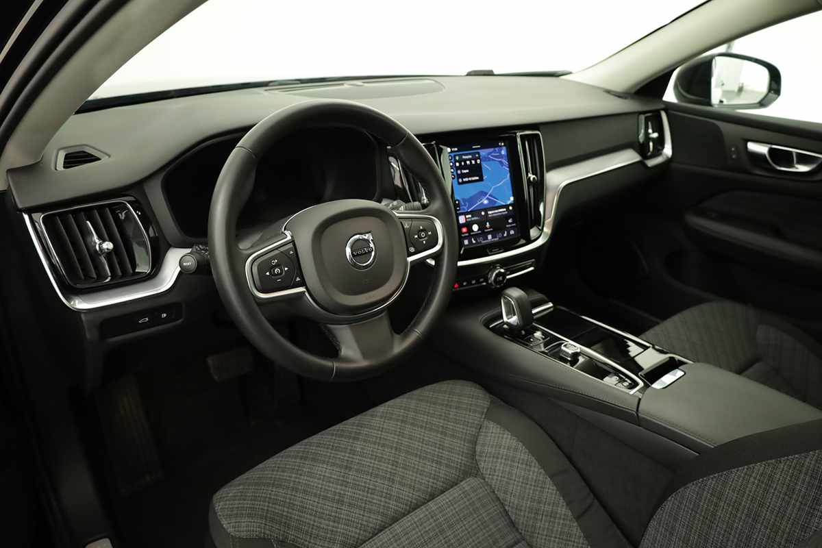 volvo-v60-2025-hibrido-a-gasolina-1969cc