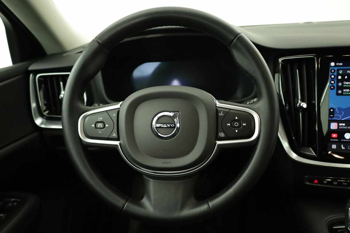 volvo-v60-2025-hibrido-a-gasolina-1969cc