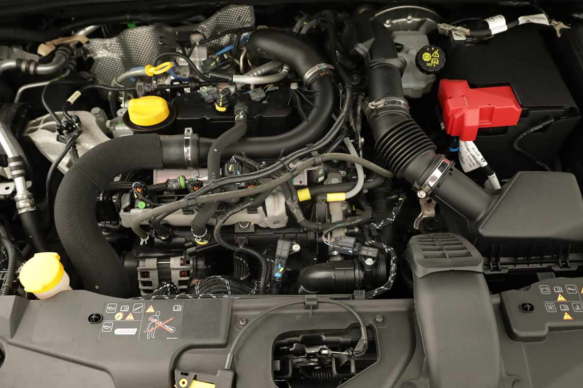 renault-clio-2024-gpl-999cc