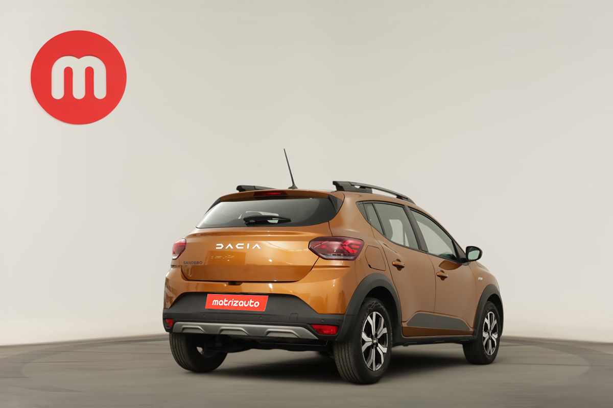dacia-sandero-2024-gasolina-999cc