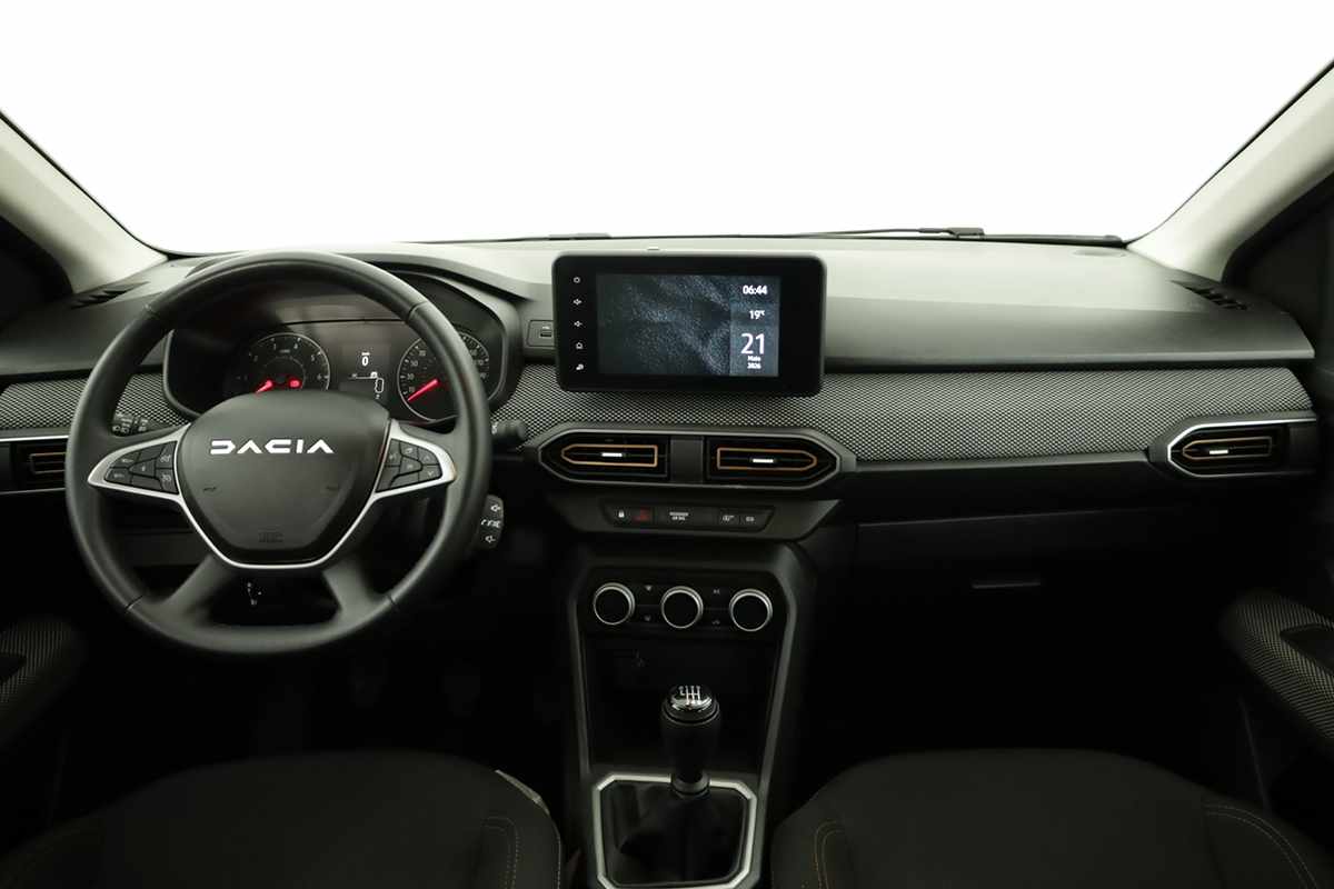 dacia-sandero-2024-gasolina-999cc