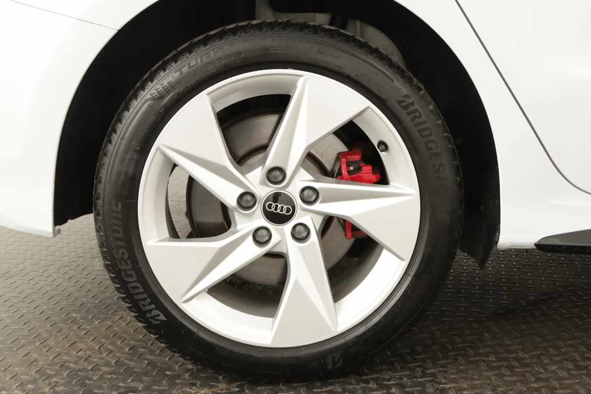 audi-a3-sportback-2024-hibrido-a-gasolina-1395cc