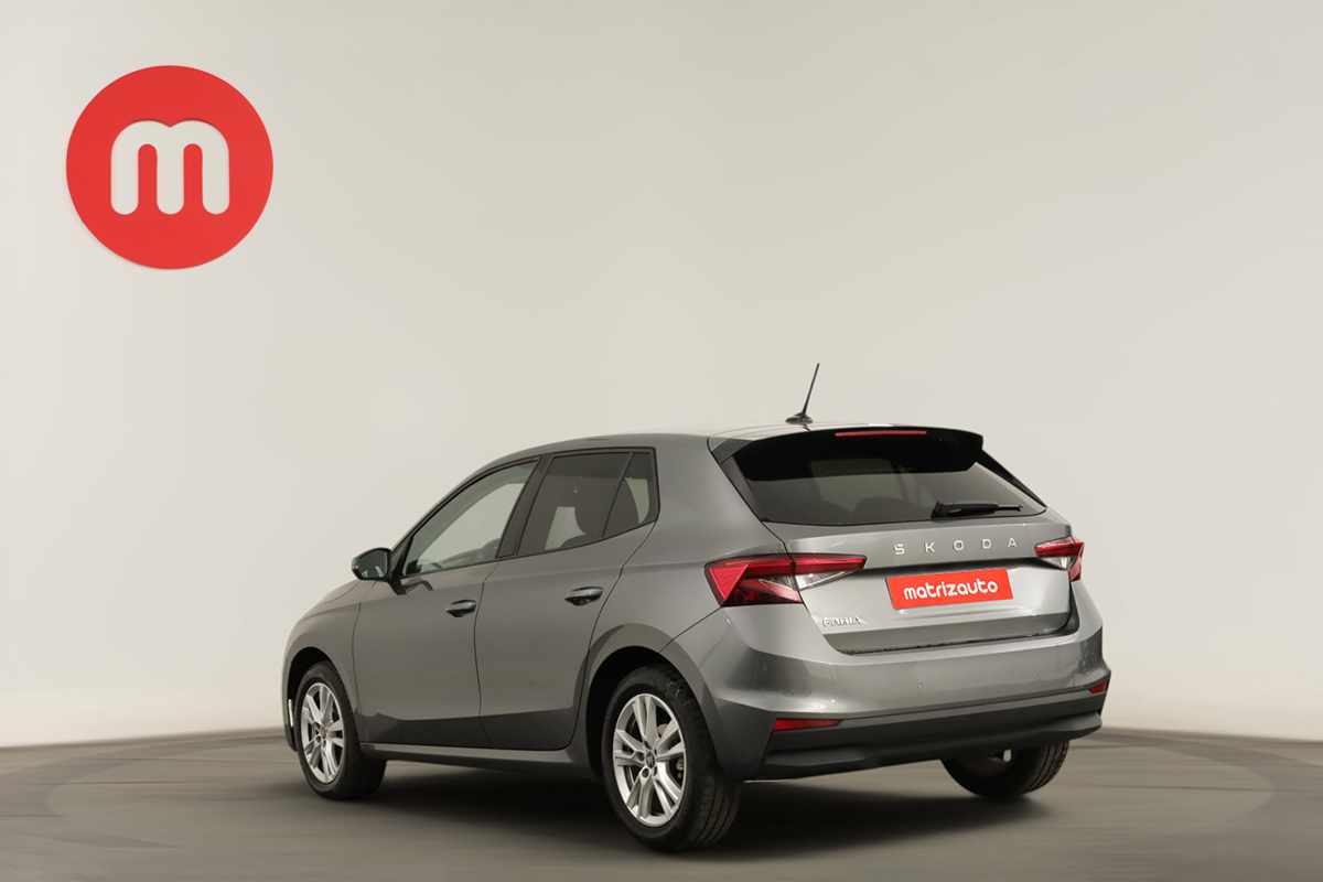 skoda-fabia-2025-gasolina-999cc