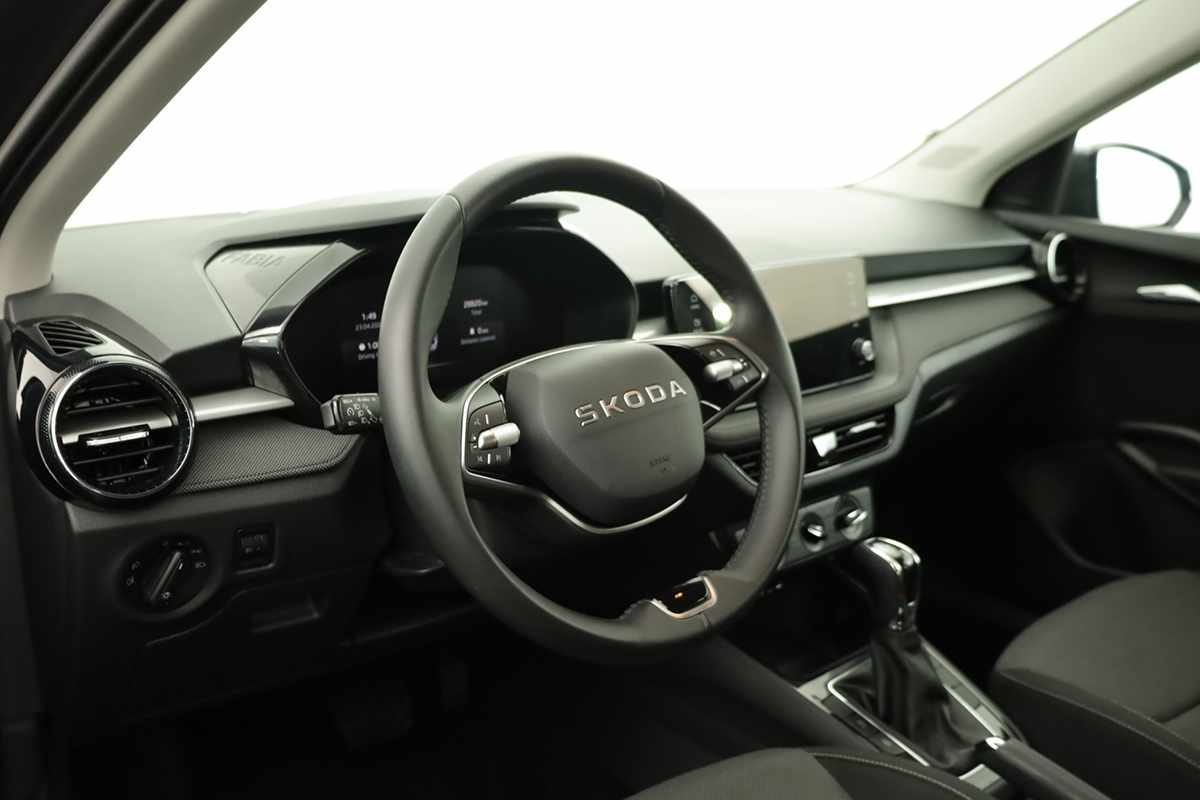 skoda-fabia-2025-gasolina-999cc