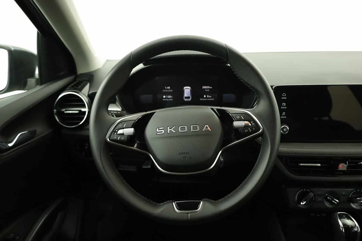 skoda-fabia-2025-gasolina-999cc