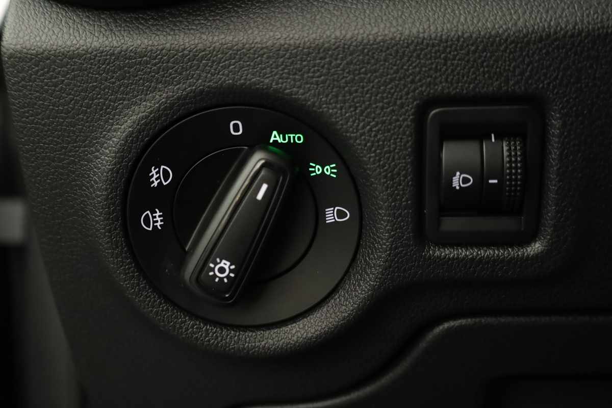 skoda-fabia-2025-gasolina-999cc