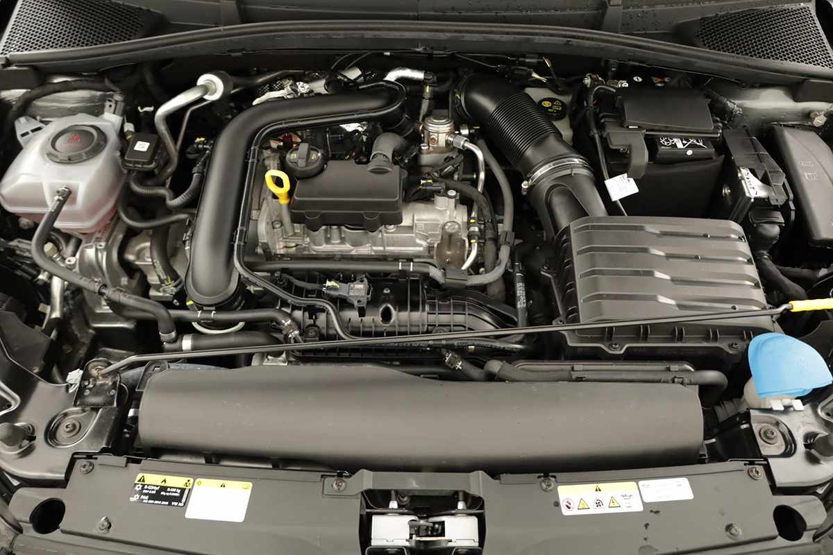 skoda-fabia-2025-gasolina-999cc