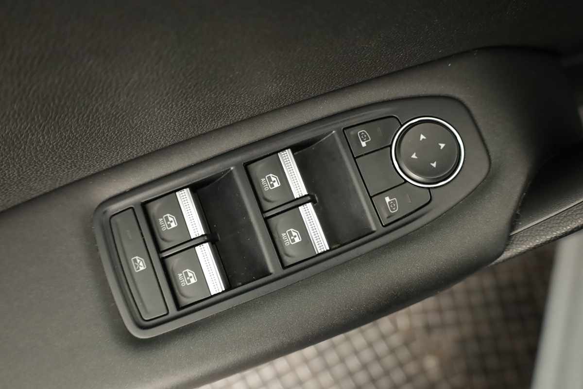 renault-captur-2024-gasolina-999cc