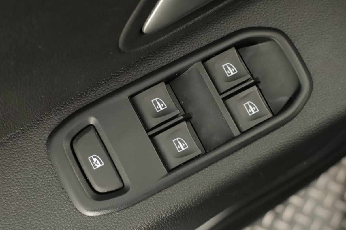 dacia-duster-2024-gpl-999cc