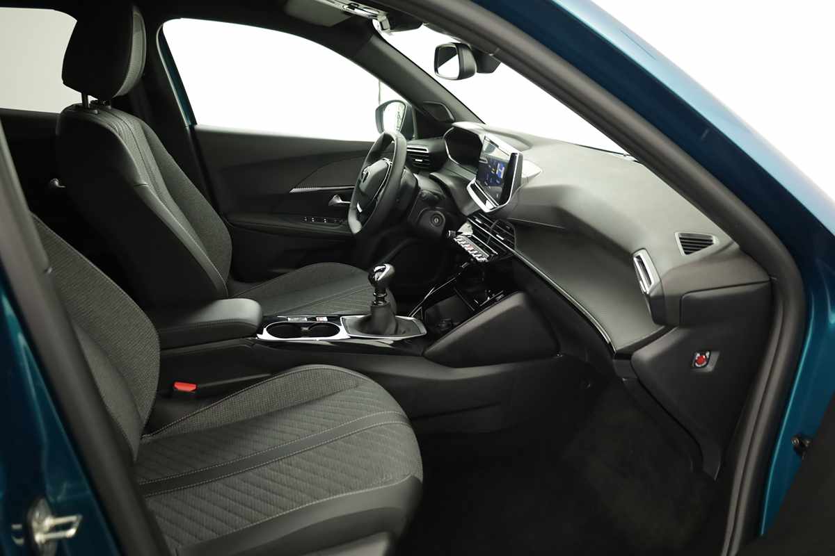 peugeot-2008-2025-gasolina-1199cc