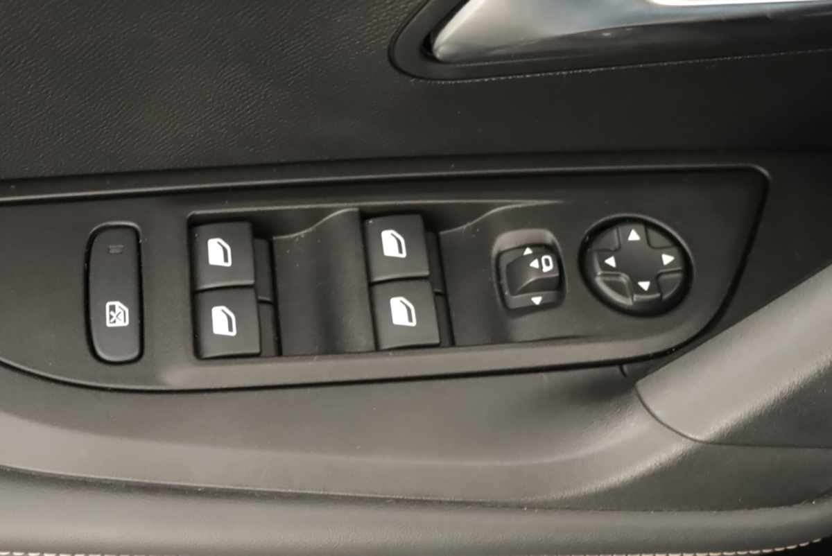 peugeot-2008-2025-gasolina-1199cc