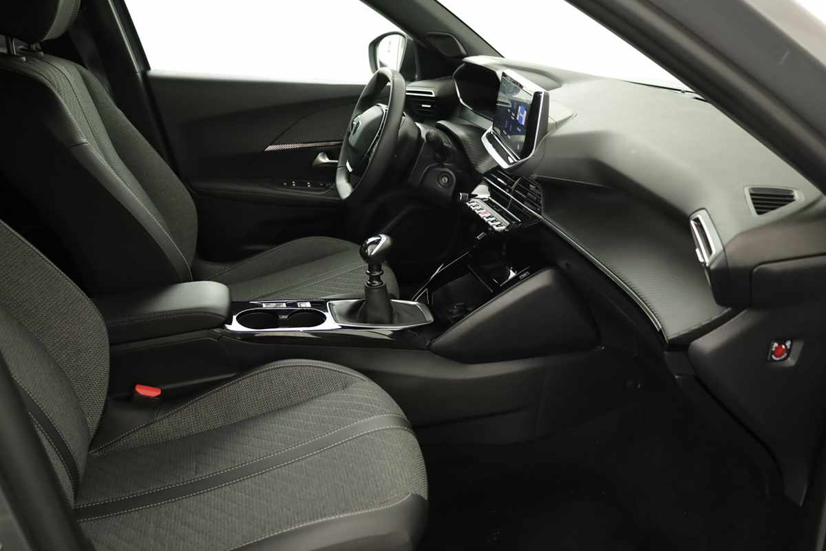 peugeot-2008-2025-gasolina-1199cc