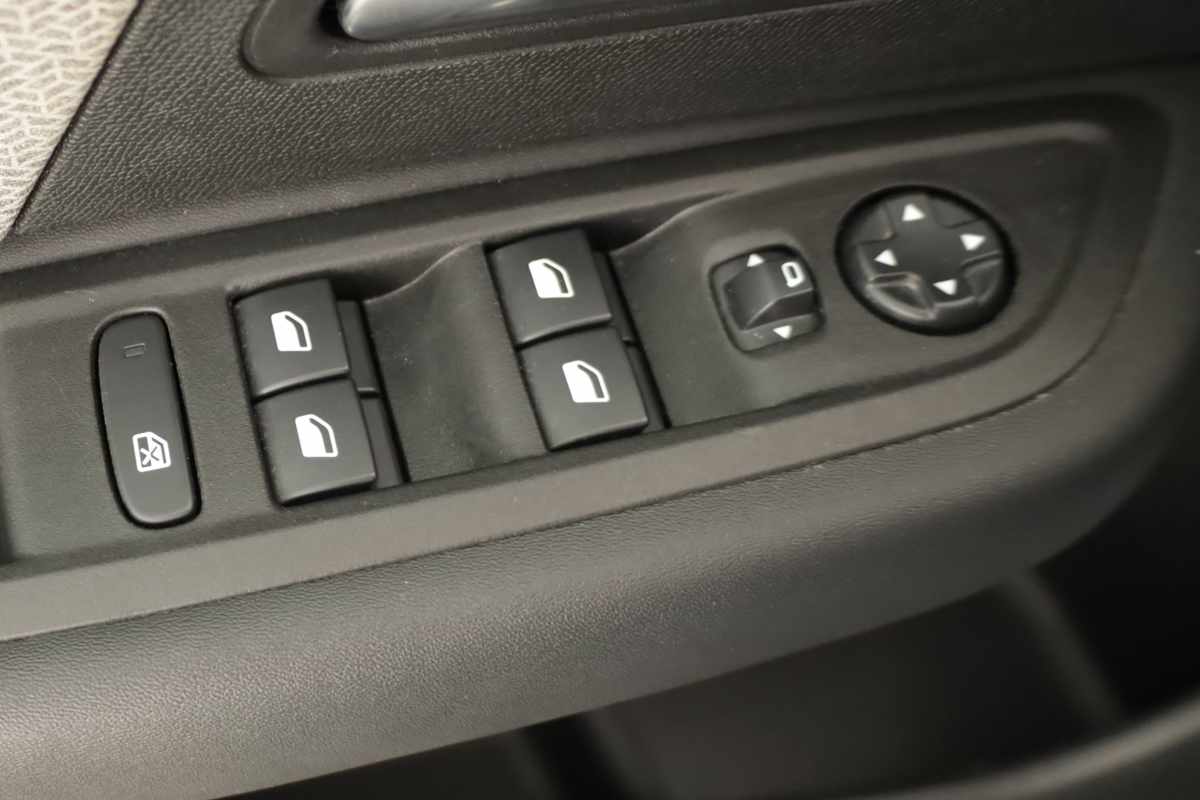 citroen-c4-2024-gasolina-1199cc