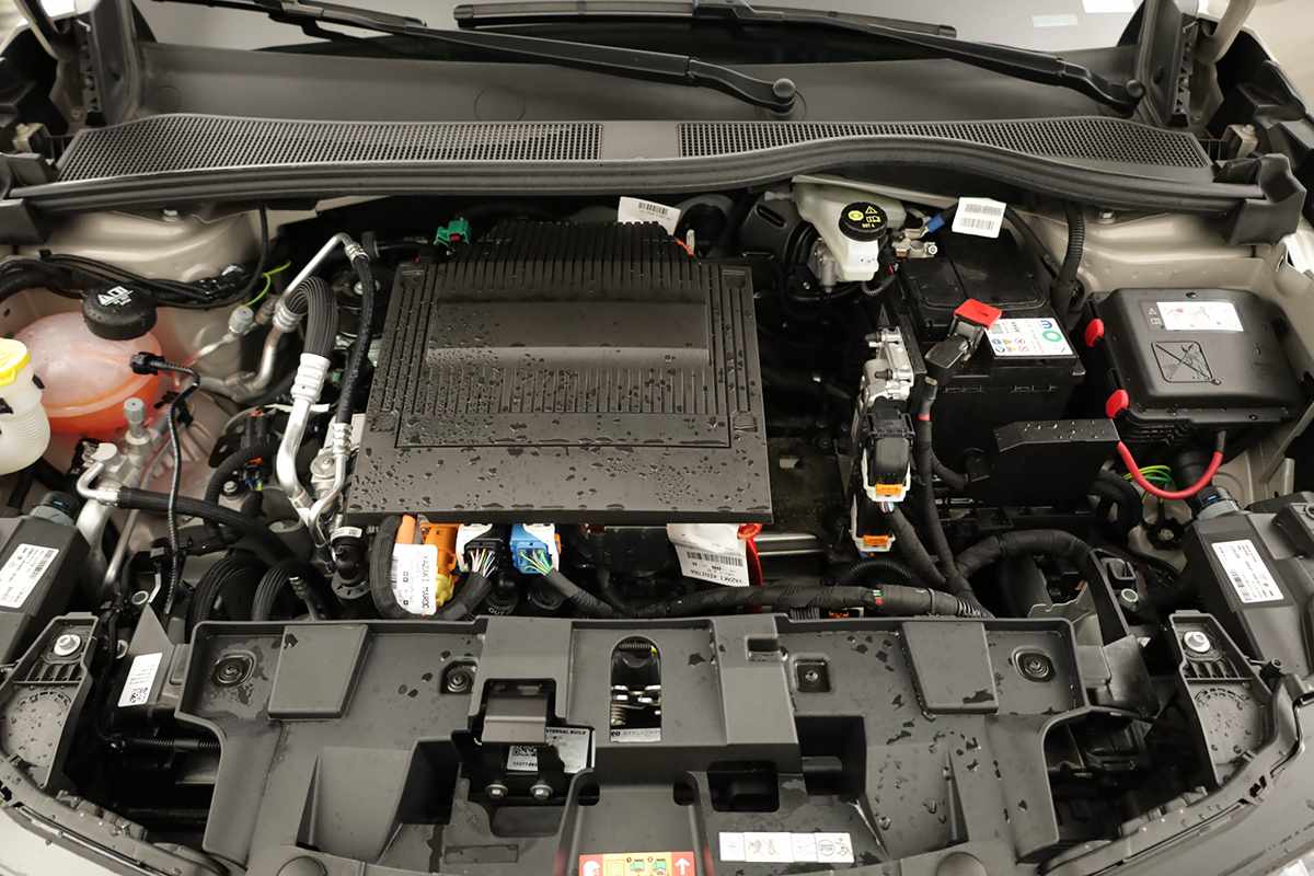 alfa-romeo-junior-2025-eletrico-0cc