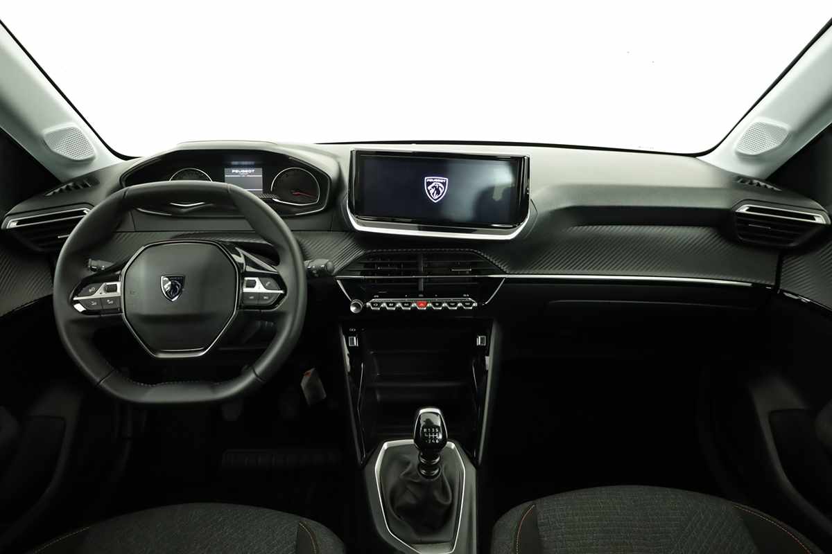 peugeot-208-2025-gasolina-1199cc