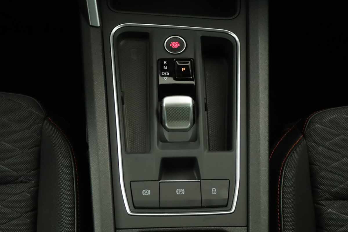 seat-leon-st-2025-hibrido-a-gasolina-1498cc