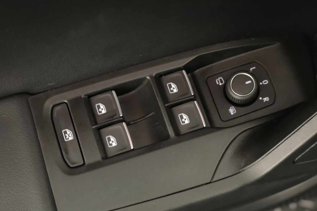 seat-leon-st-2025-hibrido-a-gasolina-1498cc