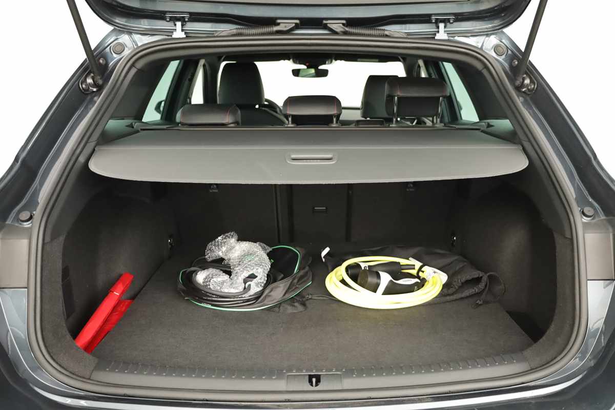 seat-leon-st-2025-hibrido-a-gasolina-1498cc