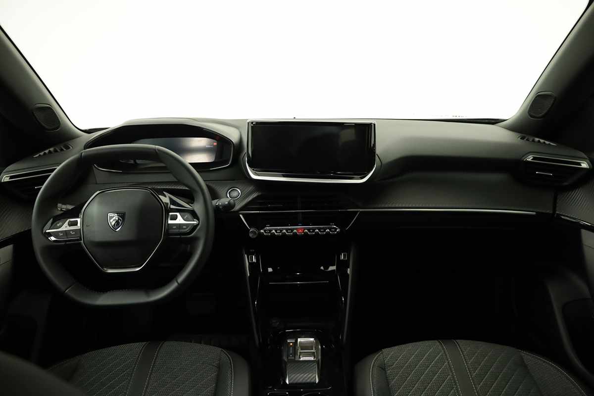 peugeot-e-2008-2025-eletrico-0cc