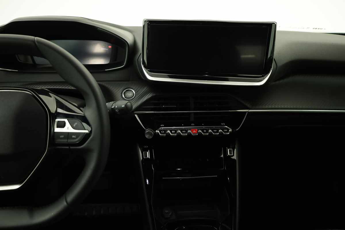 peugeot-e-2008-2025-eletrico-0cc