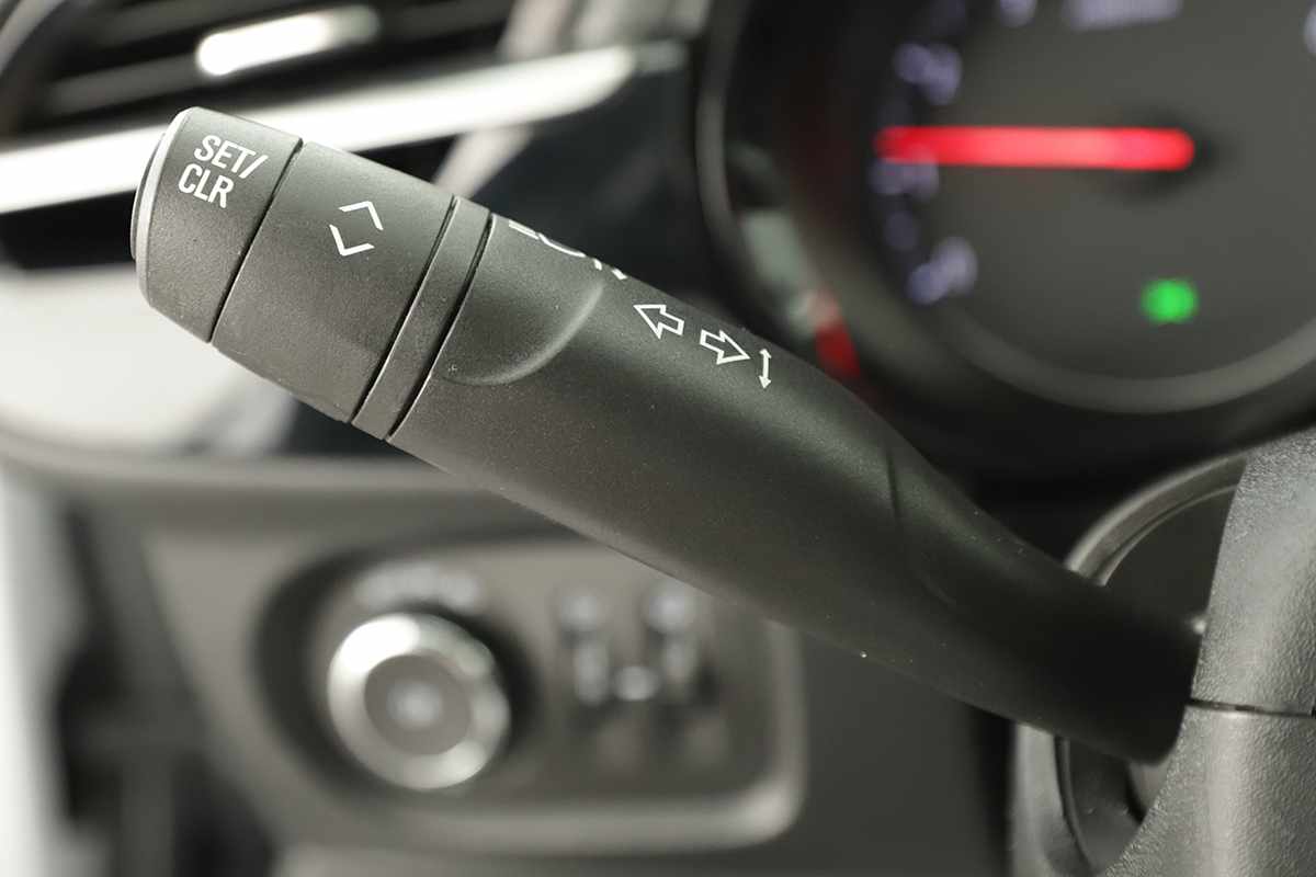opel-corsa-2023-gasolina-1199cc