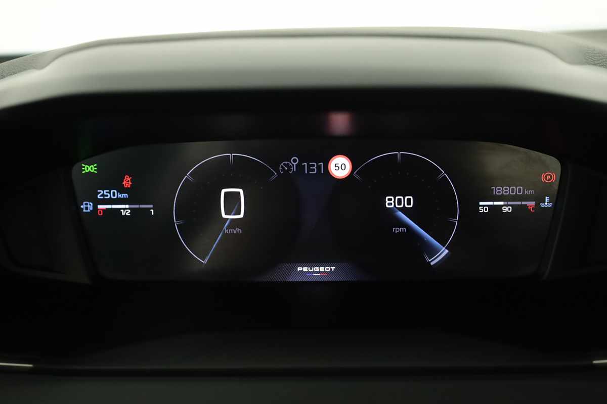 peugeot-2008-2025-gasolina-1199cc