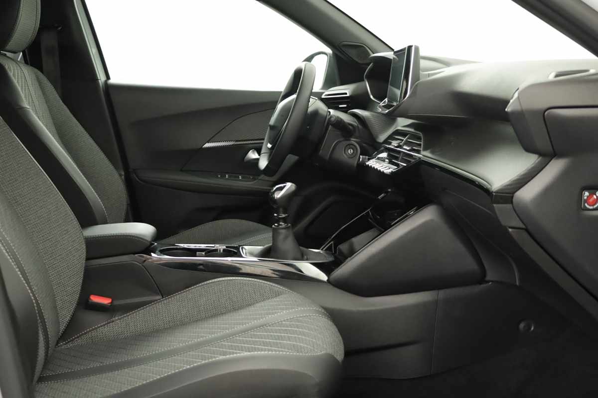 peugeot-2008-2025-gasolina-1199cc