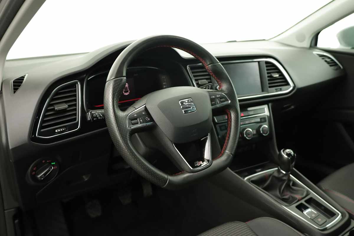 seat-leon-2020-diesel-1598cc