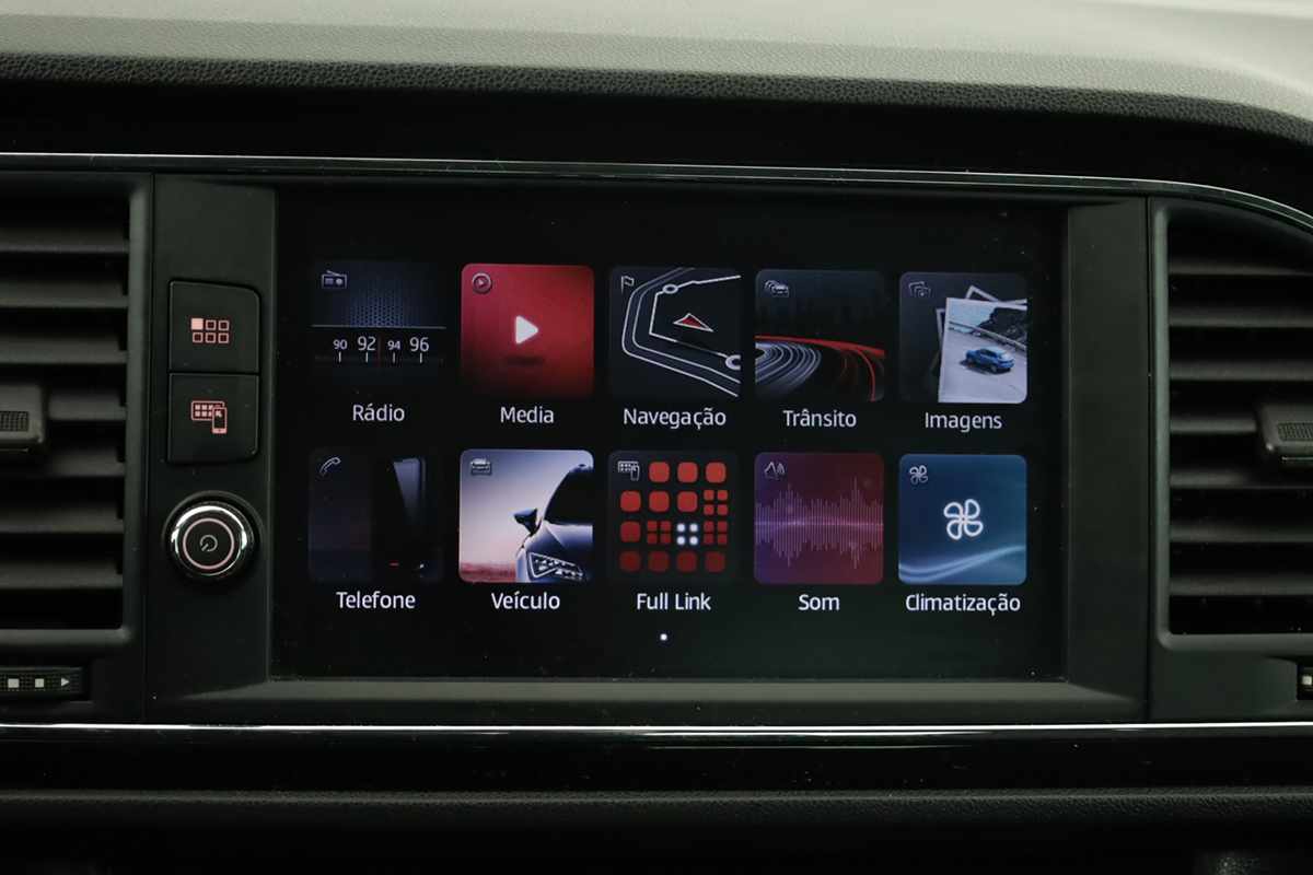 seat-leon-2020-diesel-1598cc