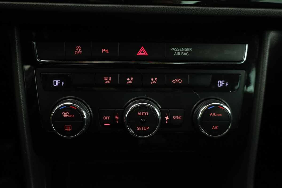 seat-leon-2020-diesel-1598cc