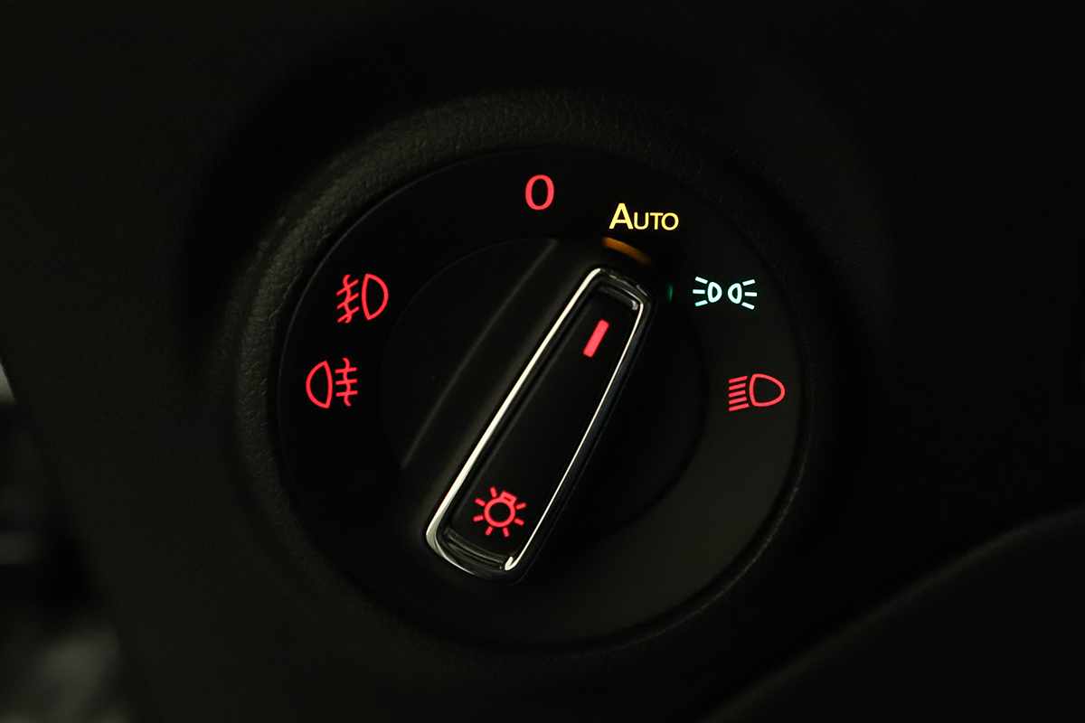 seat-leon-2020-diesel-1598cc