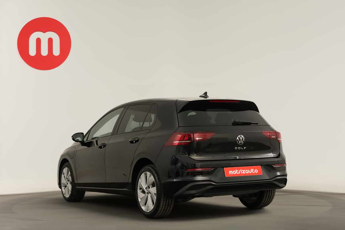 volkswagen-golf-2025-hibrido-a-gasolina-1498cc