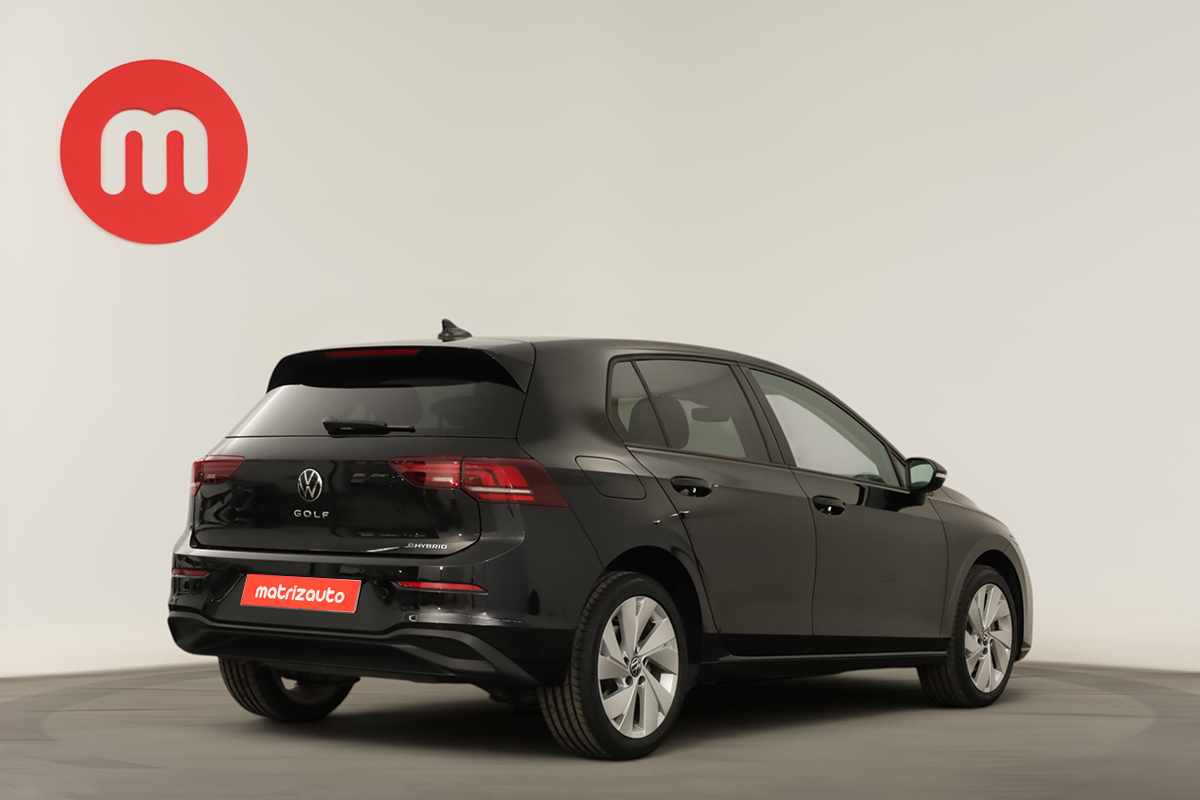 volkswagen-golf-2025-hibrido-a-gasolina-1498cc