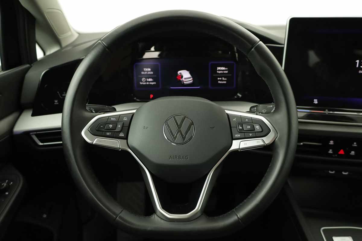 volkswagen-golf-2025-hibrido-a-gasolina-1498cc