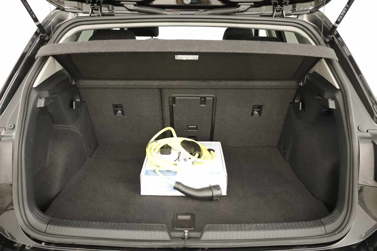 volkswagen-golf-2025-hibrido-a-gasolina-1498cc